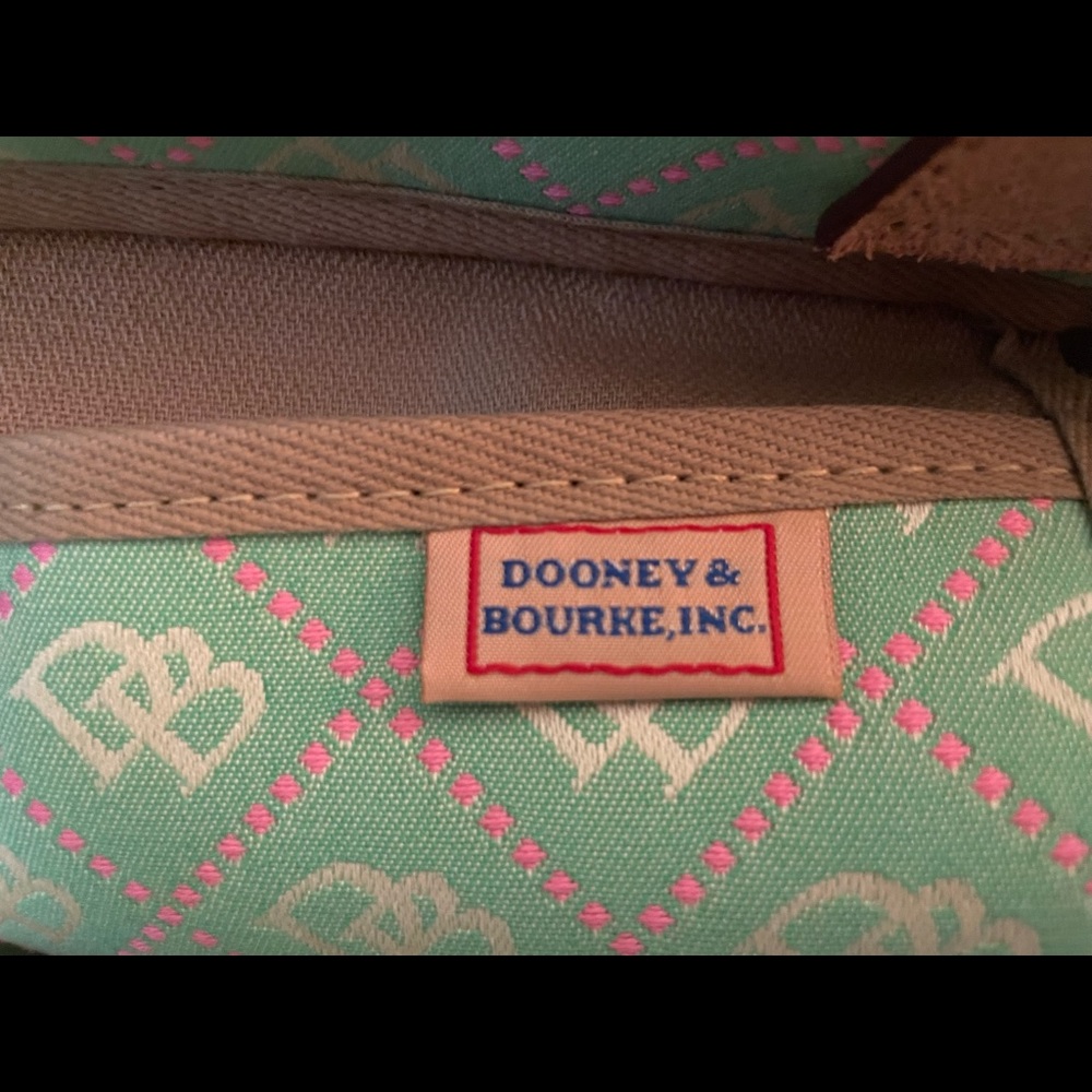 Dooney & Bourke tassel tote Mint green and pink logo canvas NWOT - Picture 5 of 9